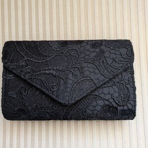Elegant Black Lace Clutch